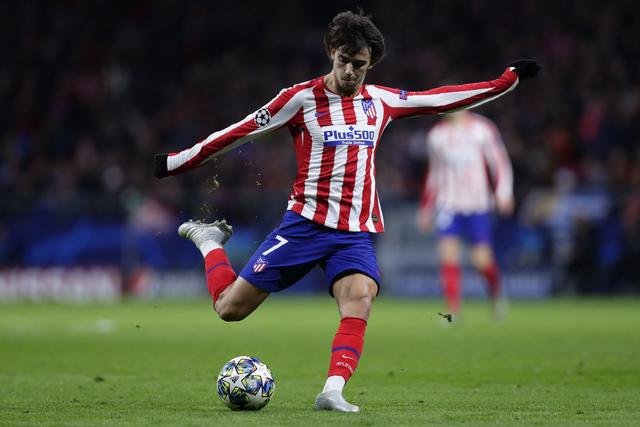 他始终在场 他始终在场